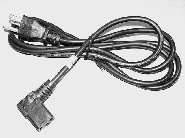 (image for) ANGLED HEAD 6 ' IEC COMPUTER STYLE POWER SUPPLY CORD